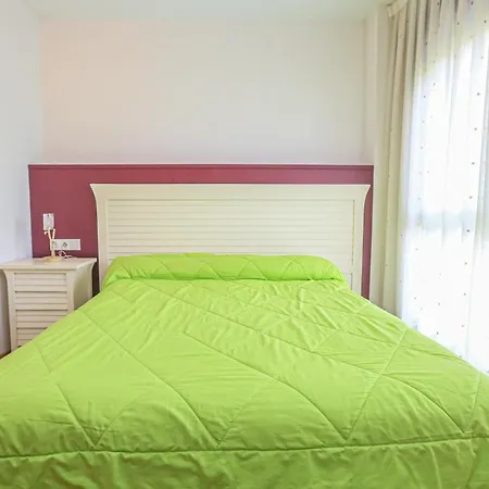 Apartment Esquirol - Only Families